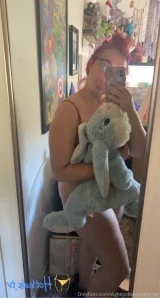 Slightlyobsessedgamer - Someone needs to come replace this vibrator