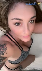 Poorlilhoney - I ll be a good girl I promise I just wanna see what it