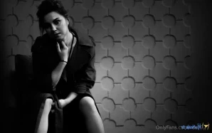 Rea7777 - One more fact about me I am a narcissist I love to admire my