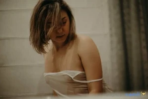 Rea7777 - Another fact about me I love setting the table onlyfans