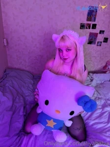 Aliyahalya - I want you to spank me so hard that you leave a handprint
