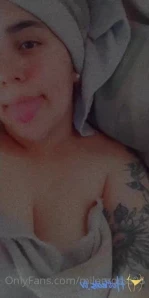 Milagrosss98 - all red baby