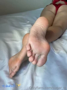 Sugar_qt - Ass and feet What would you lick first