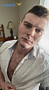 Tommy230 - Slide to see me in the shower filming customs tonight so DM