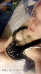 Valkyriequeen27 - Show me I m worth it