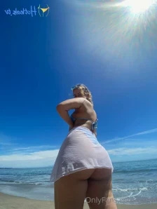 Lzzle - Happy Humpday did your gf make you cum today or do i need to