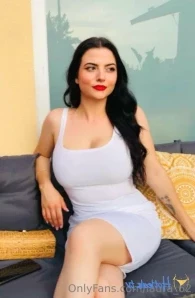 Laura_62 - Hola mis amores Estoy tan emocionada de empezar en mi nueva