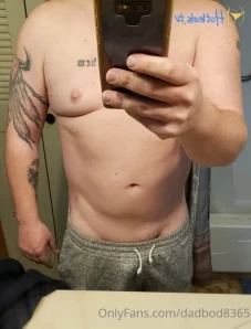 Dadbod8365 - Message me for special requests