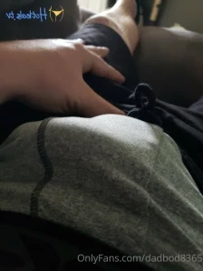 Dadbod8365 - Today is my birthday I could use some cheer