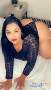 Realdiamonddoll - She s got the looks and the power part 17