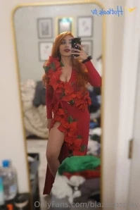 Blazecosplay - Whoever wants to buy me dinner tonight will get a free