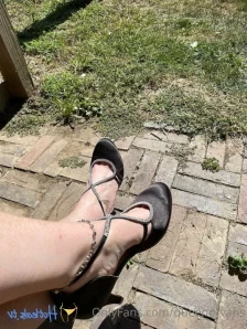 Queenofvans - A taste of what just hit your inbox The poll showed most