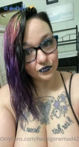 Haveigonemad422 - Someone tip me Highest tipper gets a free custom vid