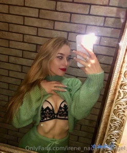 Irene_naughty_angel - Which song you assosiate with me Pick the one