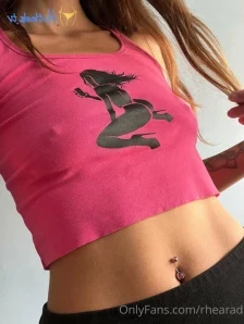Rhearad - Bikini pics