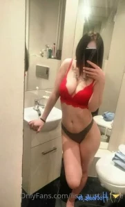 Lisa_austin_free - Autumn is a second spring when every leaf is a