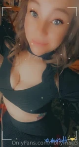 Hollymae3 - Was going thru my phone and found a bunch of old pics and