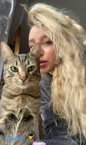 Slavicpeaches - wanted to try new look with glasses hehthought i will