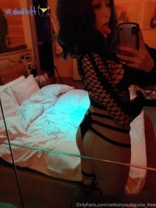 Zettairyouikiruna_free - Selfie time