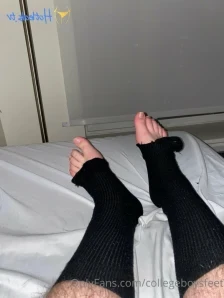 Collegeboysfeet - time to get comfortable