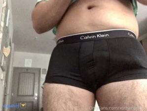 L0vesexmagic - about to do a photo shoot any requests we can fufill DM