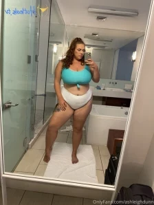 Ashleighdunn - Who s ready to see the video these screenshots are from