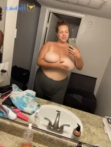 Ashleighdunn - Tanning time