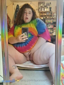 Sunnisoftbodystoner - A feast for your Friday