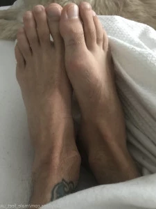 Male_feet_uk - Cold winter days