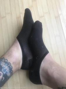 Male_feet_uk - my resolution is to stretch more in the mornings