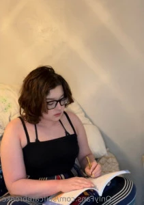 Selfcarebrooke - Make me your queen and I ll treat you everyday king