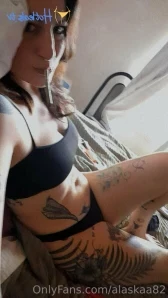 Alaskaa82 - latina twerk 420 punk i would love to conversate and do