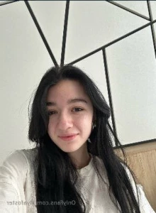 Lilyafoster - Shine is my motto I believe any girl should shine to