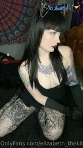 Elizabeth_thekitten - I forgot how much I love a buttplug