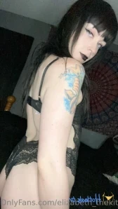 Elizabeth_thekitten - I love being on top and being in control What s