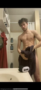 Skinnyengineer - Woke up horny tip if you want to see the uncovered