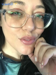 Missleanalee - Good morning guys
