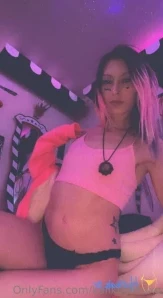 Kalikushxoxo - You can look into the future it s right behind your