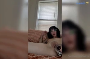 Motzie - my pussy needed a little tlc but were back