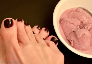 Jewelsfeetandtoes - Conference room videos Meetings all day today but