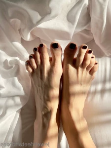 Jewelsfeetandtoes - I finally went in for a pedicure I chipped the