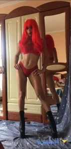 Hannamalle - I do sports and wanting to see what s under the clothes