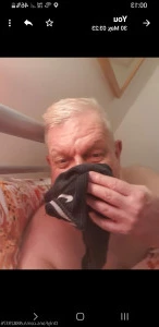 U98829376 - Nothing smells better than the Bosses worn socks findomg0d