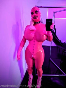 Rubberbuns - My red catsuit is fixed so made a video to share Still