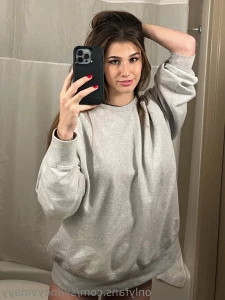 Sydneyvmayy - enjoy the view