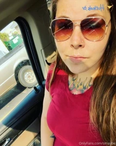 Sammiiimay - What s really under my work shirt