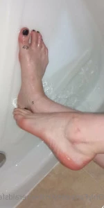 Irishemeraldsfeet - I bet you missed me