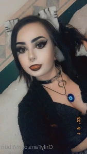 Lilithmournstar - Peep the mylinx on my profile make a dönætïon