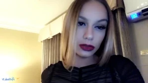 Naomiswann - Go ahead and worship it