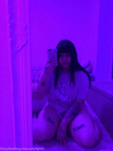 Gothbabydoll - My bunny says hi part 2